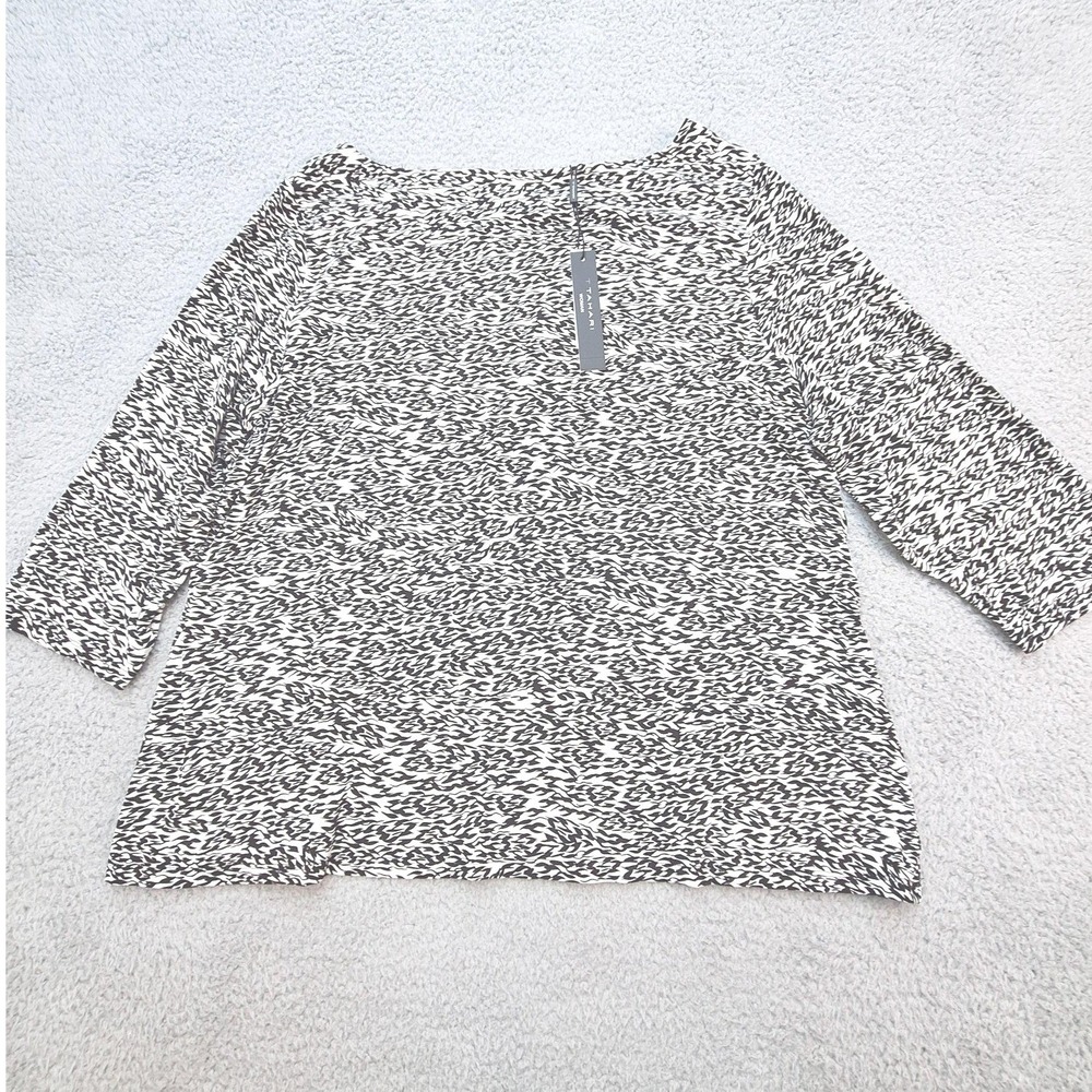 Tahari Blouse Womens 1X Black White Abstract Boat Neck 3/4 Sleeve Stretch Knit